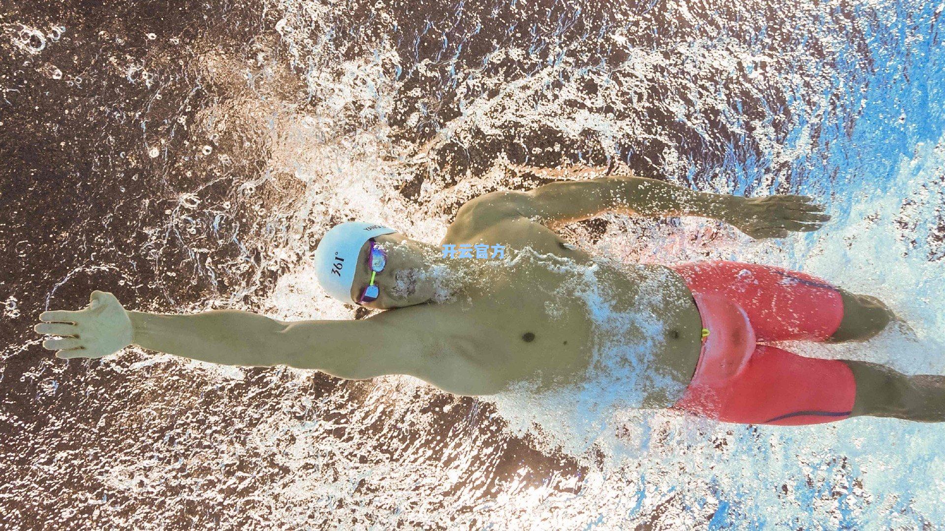 西甲联赛激战正酣,皇马巴萨上演巅峰对决