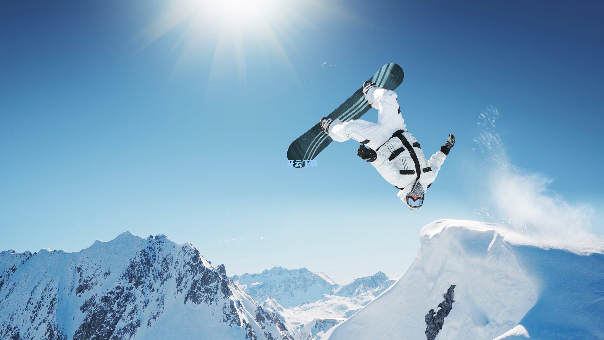 23岁新星打破尘封15年世界纪录,田径史迎来崭新篇章